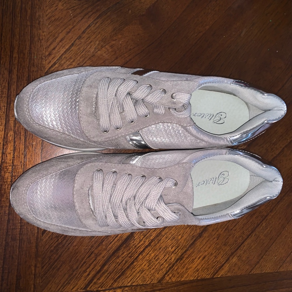 Glister Silver Shoes